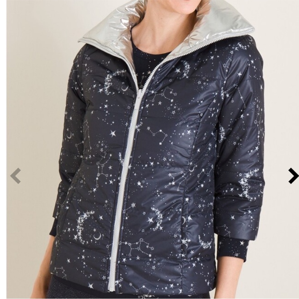 Chico’s Silver Metallic Zenergy Reversible Puffer Jacket